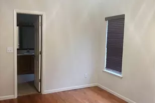 557 Crestridge Ct, Stone Mountain, GA 30083 - Photo 7