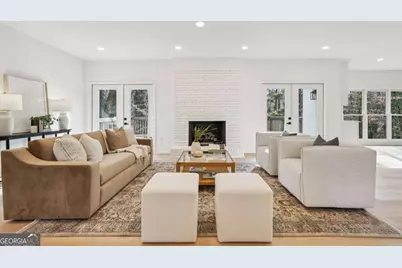 110 Vistacrest Way, Roswell, GA 30075 - Photo 3