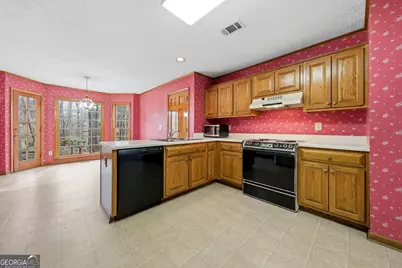 110 Lakepoint Lane, Fayetteville, GA 30215 - Photo 11