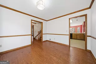 110 Lakepoint Ln, Fayetteville, GA 30215 - Photo 9