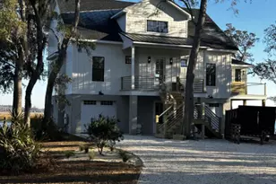 52 River View Ct, Waverly, GA 31565 - Photo 1