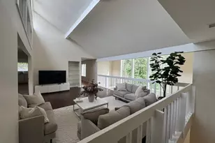 192 NE Kings Row NE, Marietta, GA 30067 - Photo 5