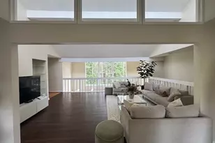 192 NE Kings Row NE, Marietta, GA 30067 - Photo 3