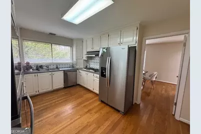 192 NE Kings Row NE, Marietta, GA 30067 - Photo 7