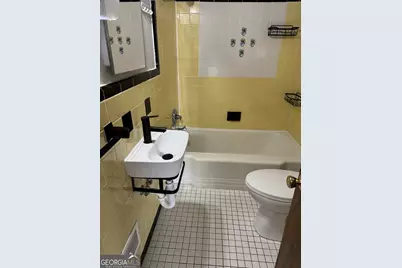 5026 NE Chamblee Tucker Road, Tucker, GA 30084 - Photo 17