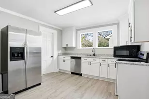 1409 St Michael Ave, Atlanta, GA 30344 - Photo 9