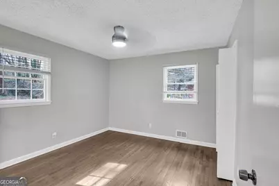 1809 Elmwood Dr, Austell, GA 30106 - Photo 9