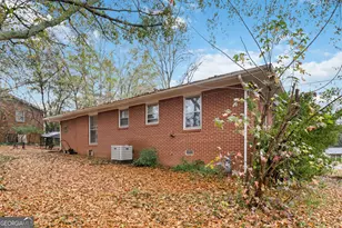 913 Longleaf Dr, Forest Park, GA 30297 - Photo 11