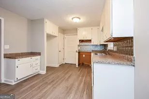 220 Carmichael Rd, Woodstock, GA 30189 - Photo 7