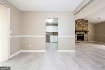 5722 Phillips Drive, Morrow, GA 30260 - Photo 7