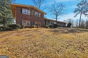 3317 Talmadge Dr, Clarkesville, GA 30523 - Photo 5