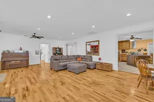 1079 Hardeman Farm Rd, Carnesville, GA 30521 - Photo 5