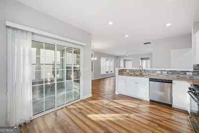 3901 Delfaire Trace, Cumming, GA 30040 - Photo 23