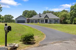 1502 Smithfield Ln, Young Harris, GA 30582 - Photo 3