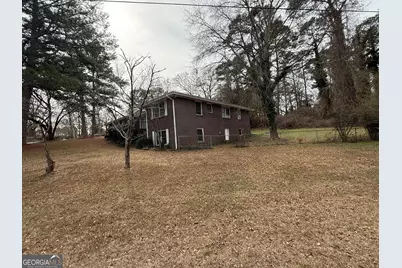 2580 Lake Capri Road NW, Conyers, GA 30012 - Photo 3