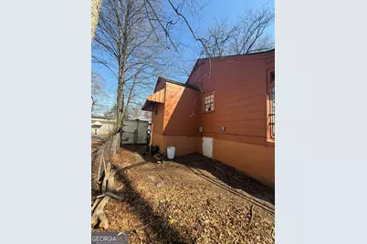 1324 Womack Avenue, East Point, GA 30344 - Photo 11