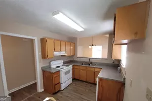 1323 Crawford St, Macon, GA 31206 - Photo 3