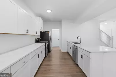 6938 Shadow Ridge Lane, Stone Mountain, GA 30087 - Photo 9