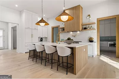 422 Hilderbrand Drive, Atlanta, GA 30328 - Photo 5