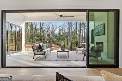 422 Hilderbrand Drive, Atlanta, GA 30328 - Photo 15