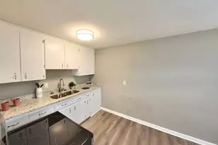 2005 Hollis St, Athens, GA 30605 - Photo 3