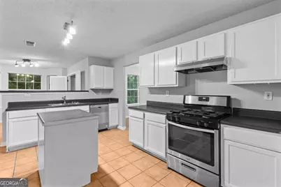 498 Pecan Wood Circle, Fairburn, GA 30213 - Photo 3