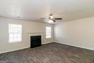 263 Millstone Dr, Hampton, GA 30228 - Photo 7