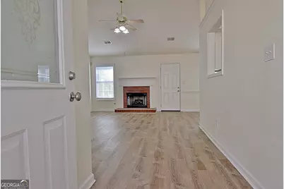 514 Sarahs Lane, Locust Grove, GA 30248 - Photo 5