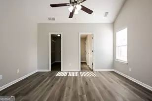 7545 Broadhurst Dr, Riverdale, GA 30296 - Photo 9