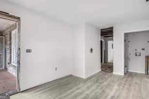 2118 E Gwinnett St, Savannah, GA 31404 - Photo 5