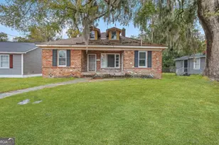 2118 E Gwinnett St, Savannah, GA 31404 - Photo 1