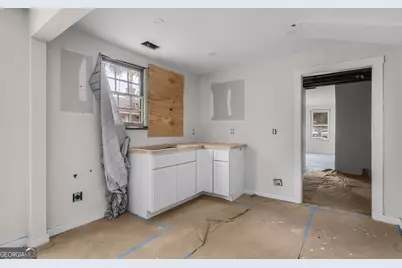 2118 E Gwinnett Street, Savannah, GA 31404 - Photo 11