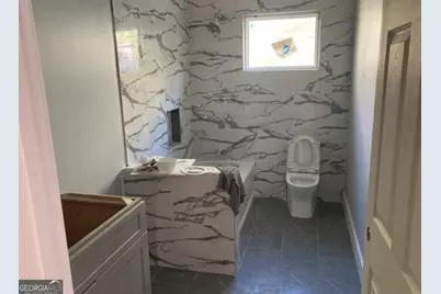 758 Charlotte Place NW, Atlanta, GA 30318 - Photo 13