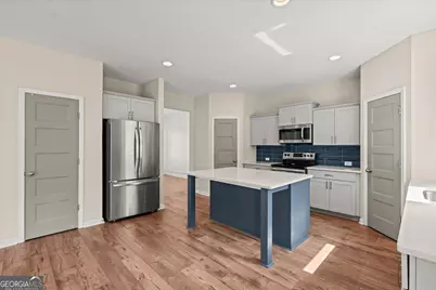 125 Springwood Drive, Carrollton, GA 30117 - Photo 11