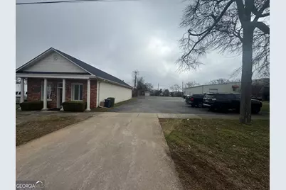 212 S 10th Street, Griffin, GA 30223 - Photo 3