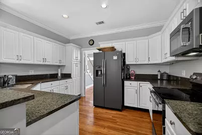 102 Cameron Pointe Drive, Lagrange, GA 30240 - Photo 11