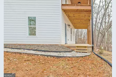 990 Rue Fleur De Lis, Lavonia, GA 30553 - Photo 3