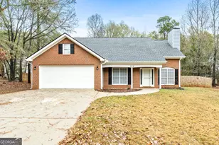 130 Coach Dr, Griffin, GA 30224 - Photo 1