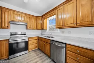 122 Oak Dr, Gray, GA 31032 - Photo 3