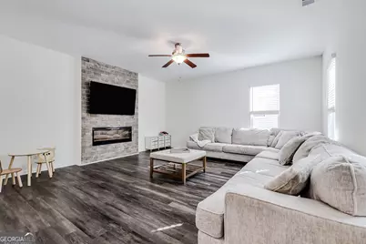 129 Crystal Lake Drive, Savannah, GA 31407 - Photo 3