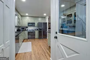 520 Grizzly Ridge Rd, Lakemont, GA 30552 - Photo 11