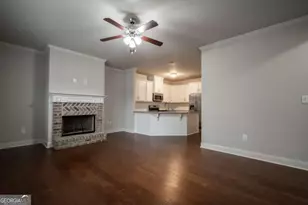 1054 Market St, Watkinsville, GA 30677 - Photo 3