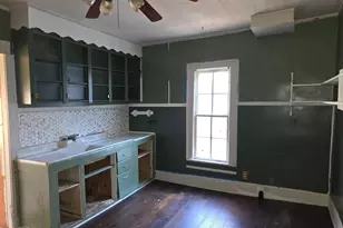 352 Johnson St, Tallapoosa, GA 30176 - Photo 9