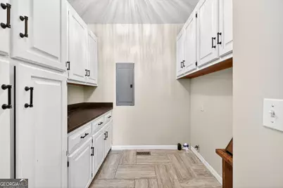 2586 Wesleyan Drive N, Macon, GA 31210 - Photo 15