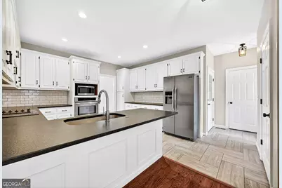 2586 Wesleyan Drive N, Macon, GA 31210 - Photo 11