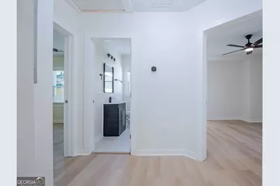 2725 Blount Street, East Point, GA 30344 - Photo 9