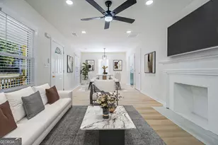 2725 Blount St, East Point, GA 30344 - Photo 9