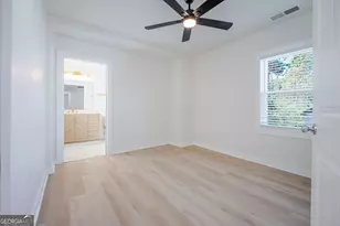 2725 Blount St, East Point, GA 30344 - Photo 11