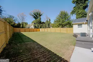 2725 Blount St, East Point, GA 30344 - Photo 21