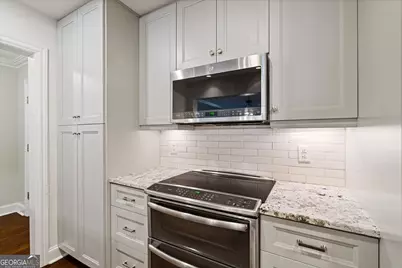 211 Colonial Homes Drive NW #2106, Atlanta, GA 30309 - Photo 27